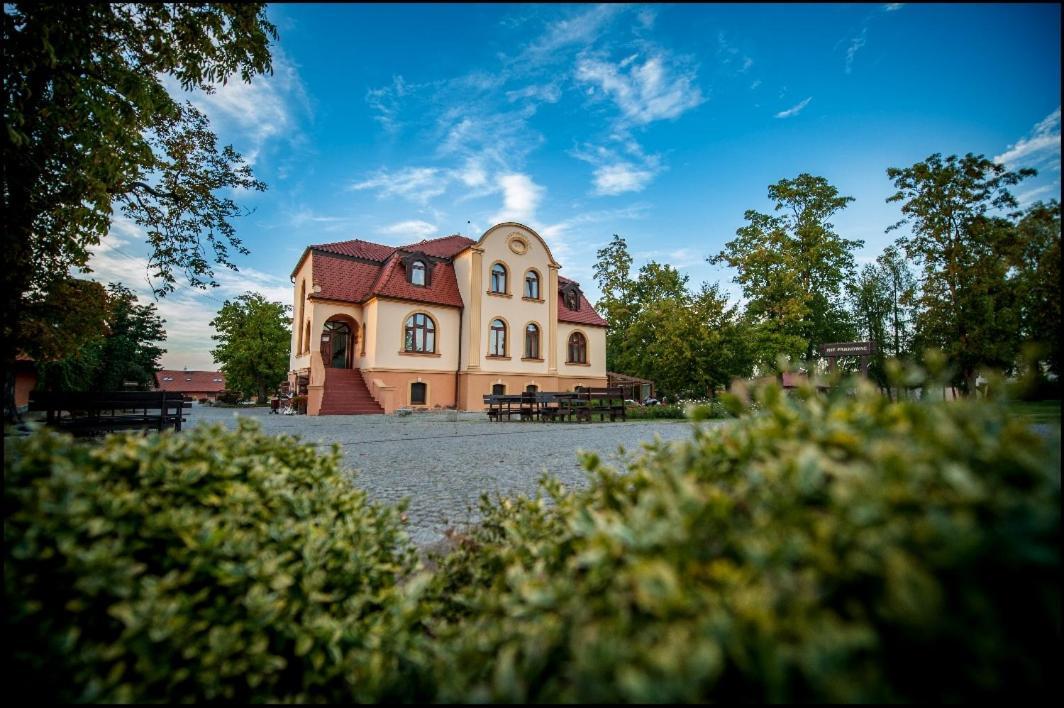 Villa Natura Dolsk Экстерьер фото